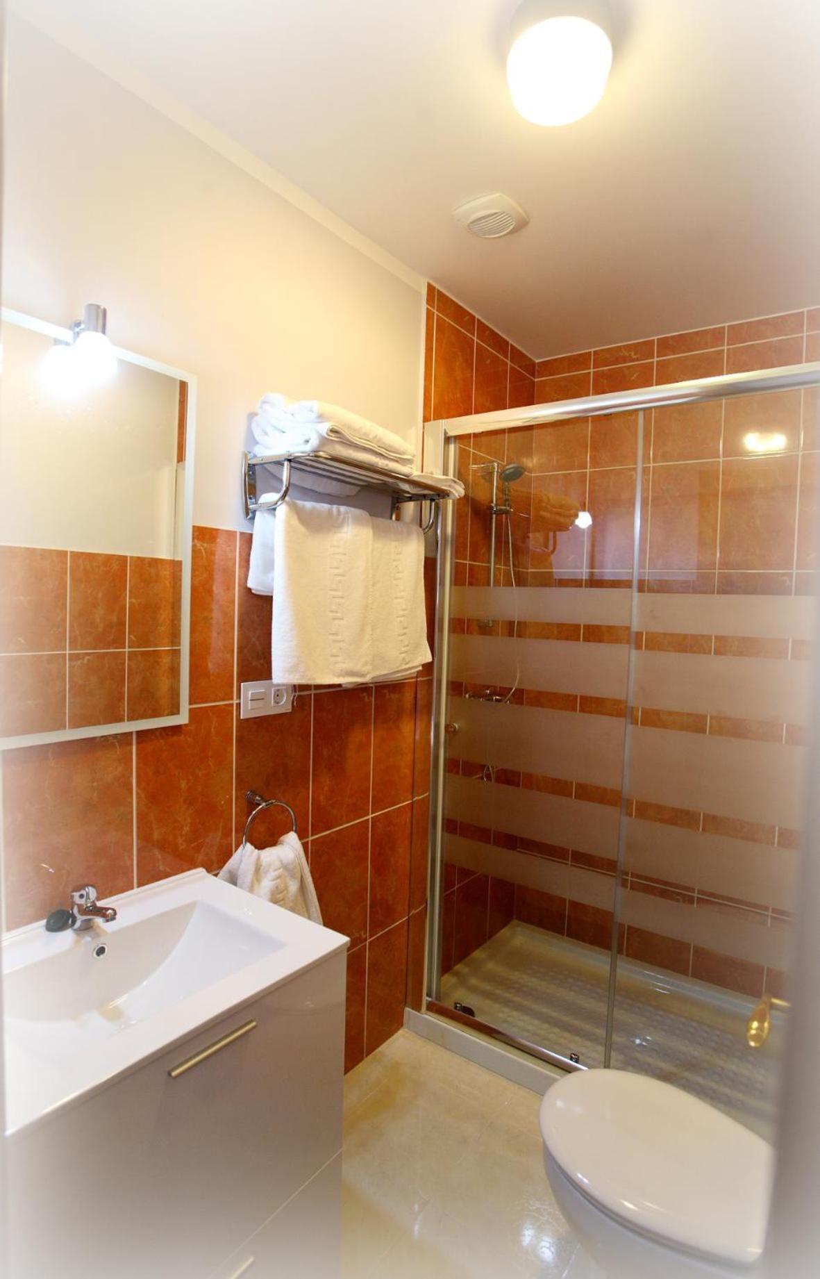 Apartamentos Fermin Onís Buitenkant foto
